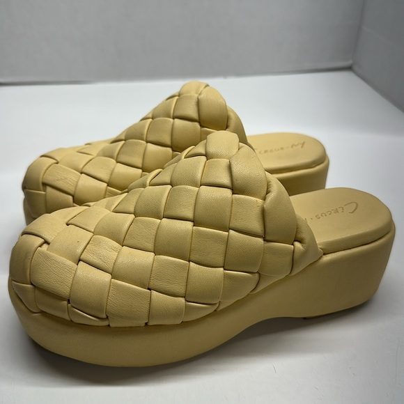 Sam Edelman Circus NY Julieta Clog Mules Platform Open Shoes Quilted Yellow 6.5 - Picture 4 of 8